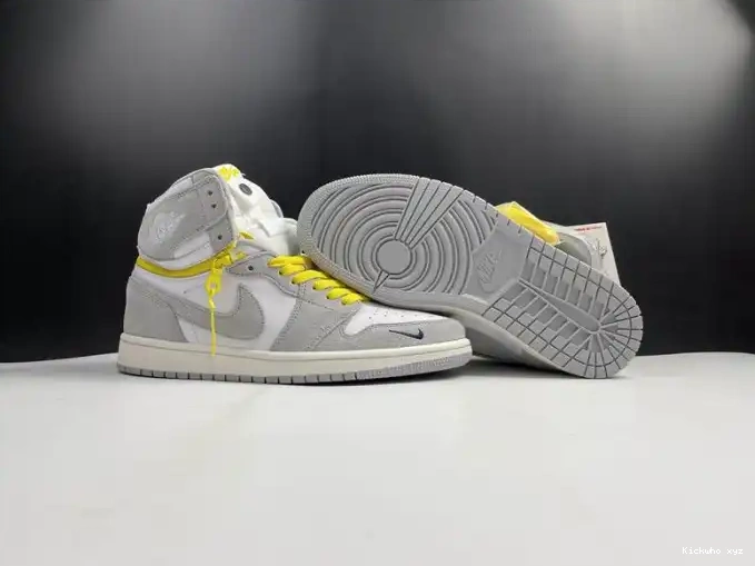 Light Jordan Switch Smoke 1 CW6576-100 High Air 0518